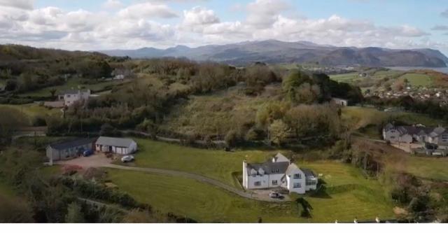 Bryn Goleu Bed & Breakfast Лландидно Экстерьер фото