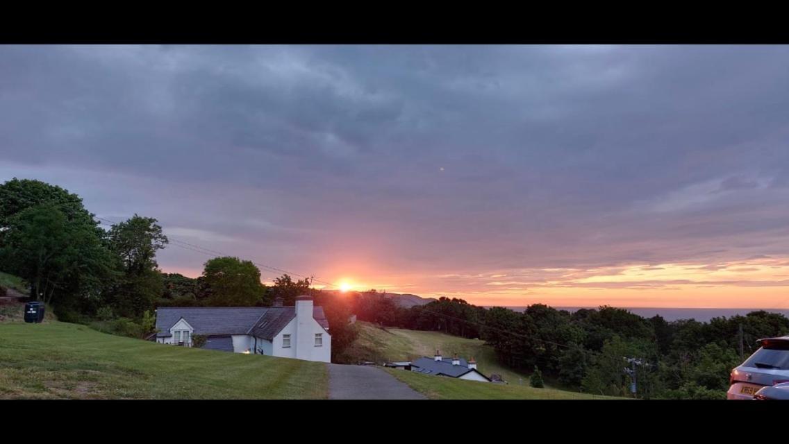 Bryn Goleu Bed & Breakfast Лландидно Экстерьер фото