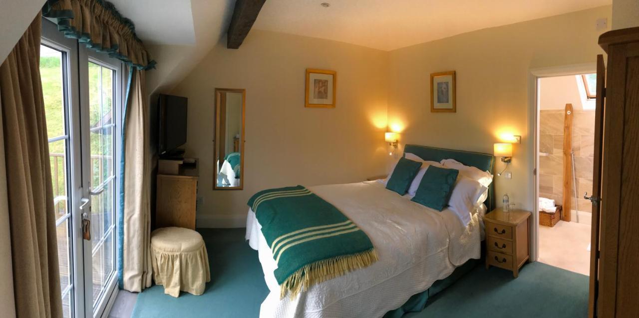 Bryn Goleu Bed & Breakfast Лландидно Экстерьер фото