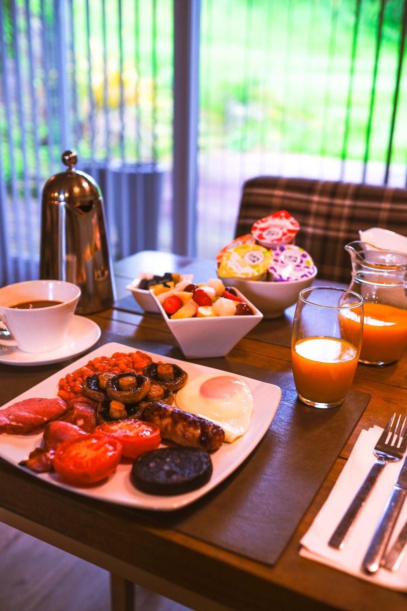 Bryn Goleu Bed & Breakfast Лландидно Экстерьер фото